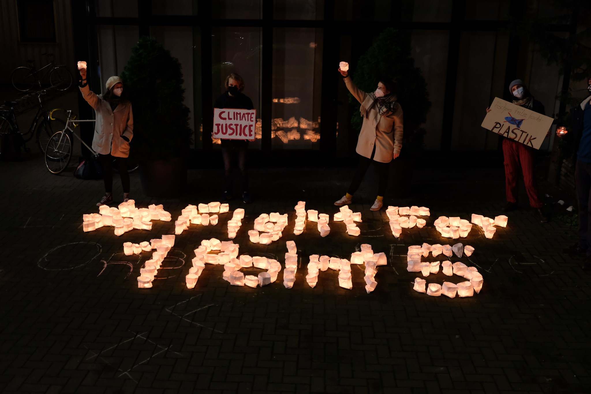 #FightFor1Point5 aus berennenden Kerzen